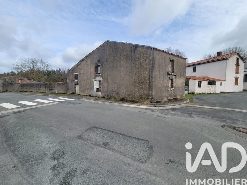 Maison - 99 m² - 5 pièces