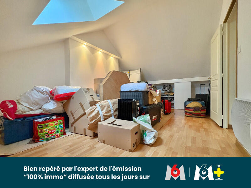 Maison - 205 m² - 8 pièces