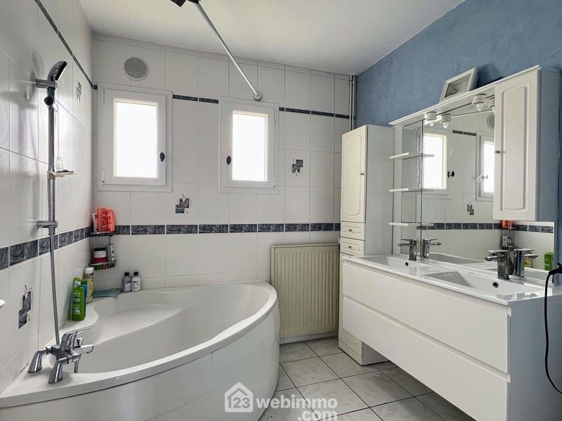 Maison - 109 m² - 5 pièces