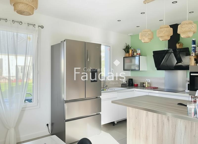 Maison - 83 m² - 4 pièces