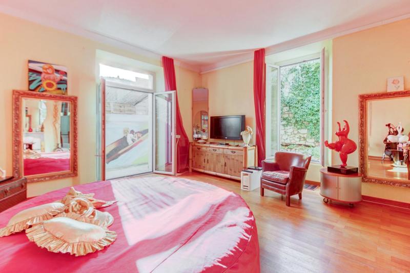 Appartement - 99 m² - 4 pièces