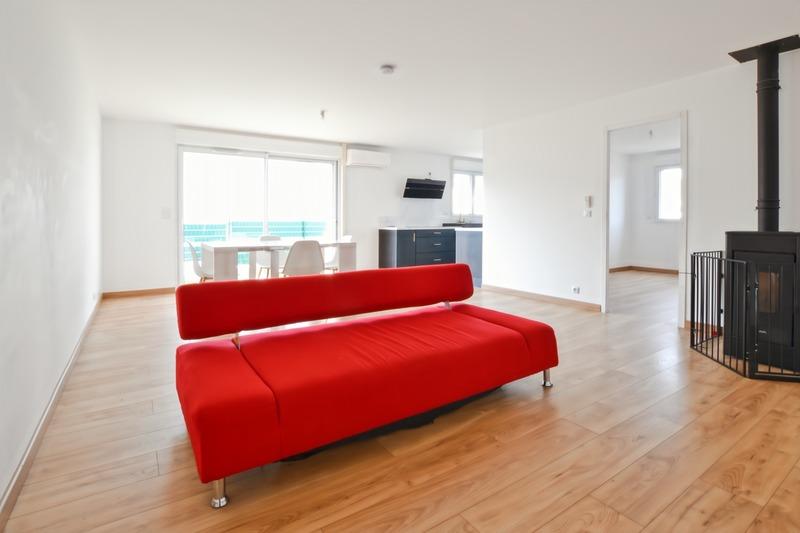 Maison - 93 m² - 5 pièces