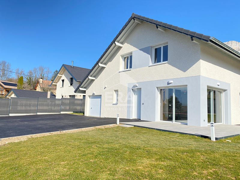 Villa - 99 m² - 5 pièces