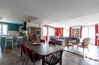 Maison - 144 m² - 6 pièces