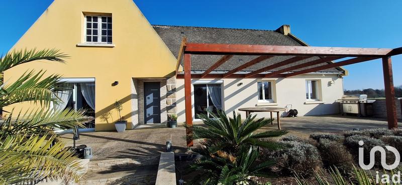 Maison - 198 m² - 9 pièces