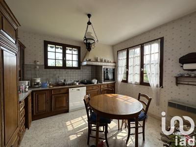 Maison - 98 m² - 5 pièces