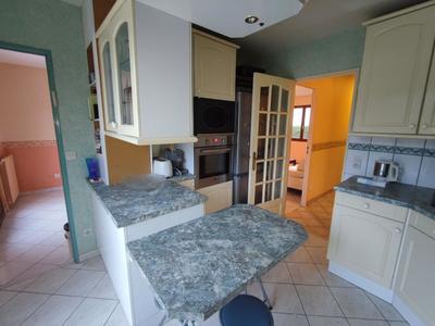 Maison - 99 m² - 4 pièces