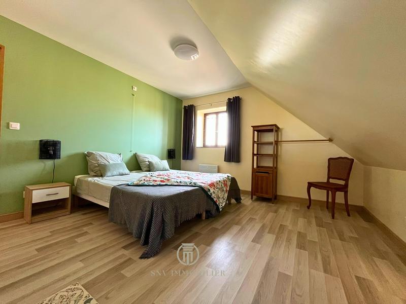 Propriété - 363 m² - 15 pièces