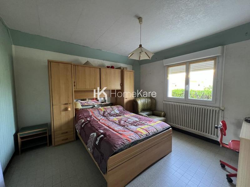 Maison - 200 m² - 7 pièces