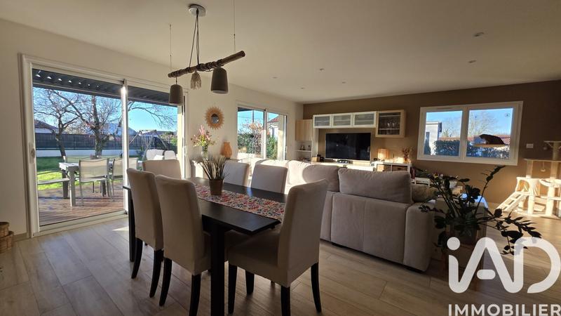 Maison - 137 m² - 4 pièces