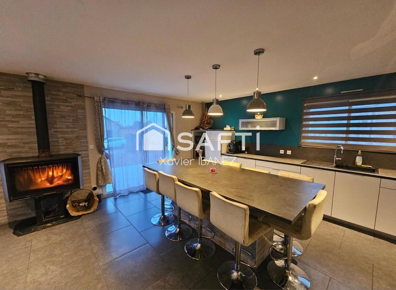 Maison - 138 m² - 5 pièces