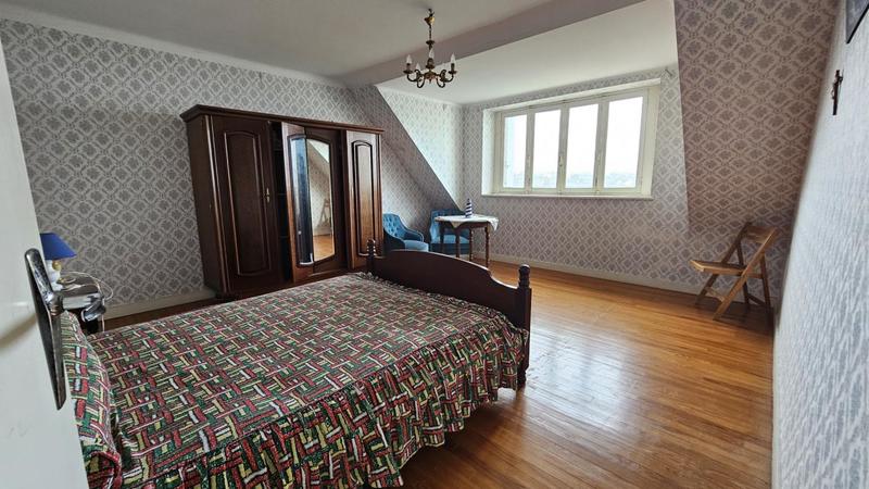 Maison - 147 m² - 5 pièces