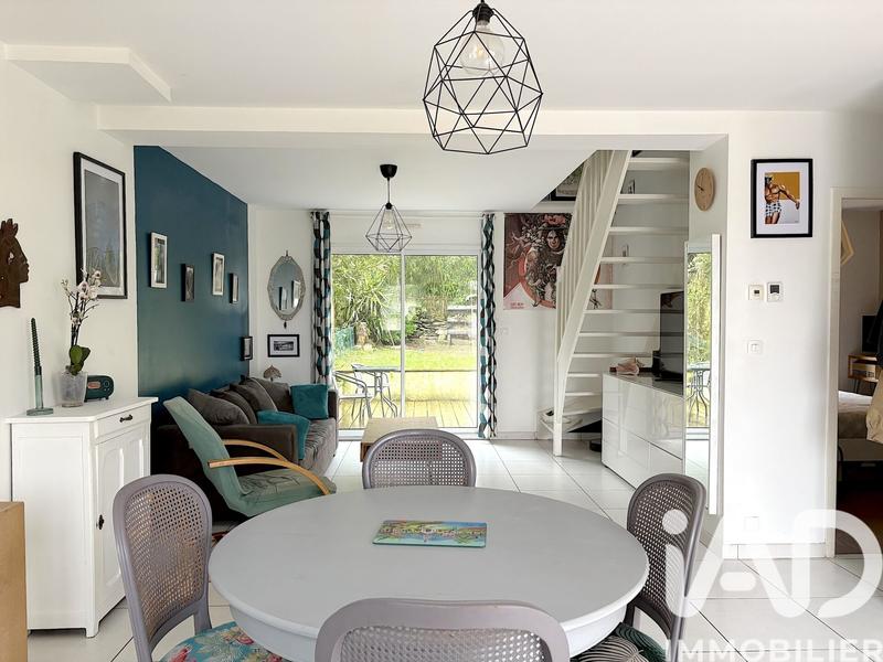 Maison - 103 m² - 6 pièces