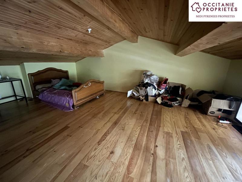 Maison - 200 m² - 9 pièces