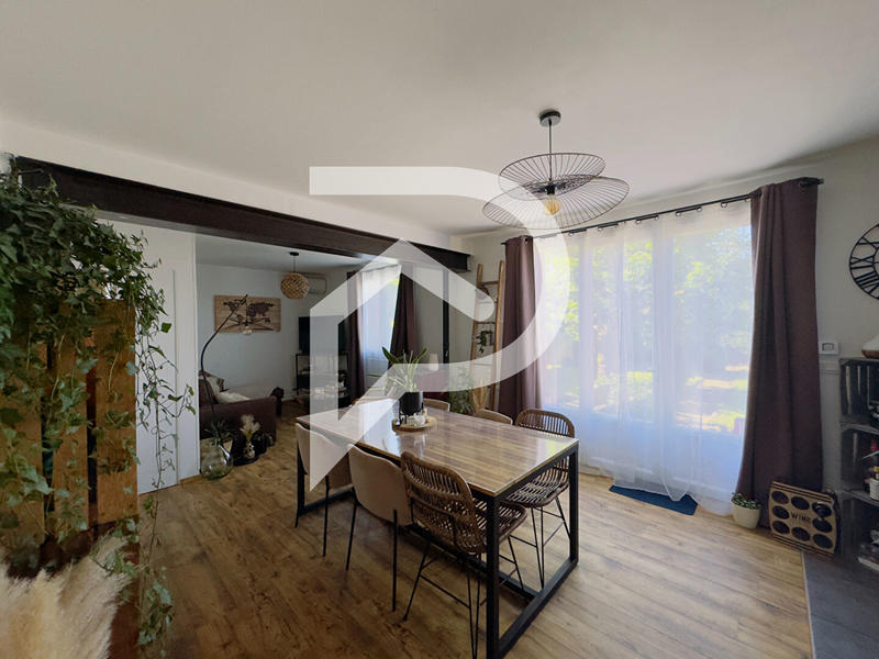 Maison - 93 m² - 3 pièces