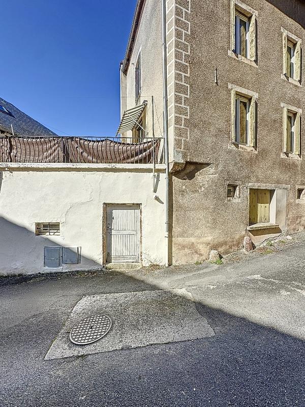 Maison de village - 115 m² - 4 pièces