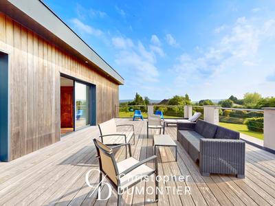 Maison - 205 m² - 6 pièces