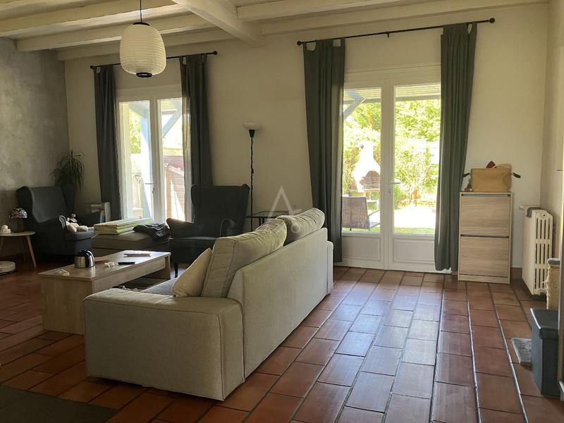 Maison - 150 m² - 7 pièces