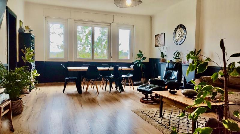 Maison - 275 m² - 7 pièces