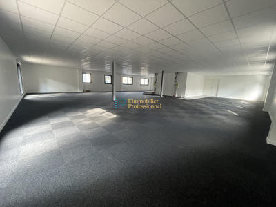 Bureau - 216 m²