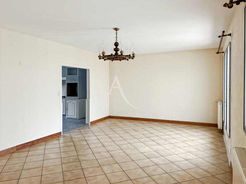 Maison - 83 m² - 4 pièces