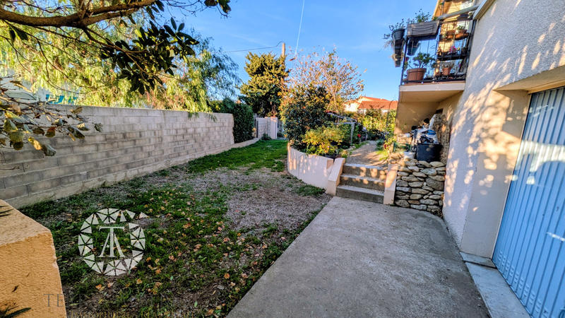 Parking / Garage - 133 m²