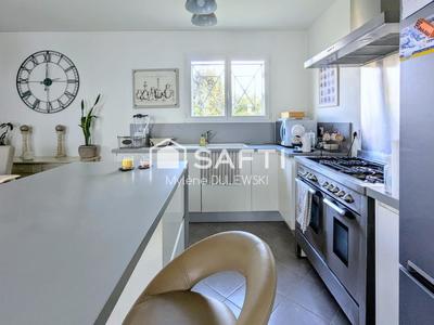 Maison - 87 m² - 4 pièces