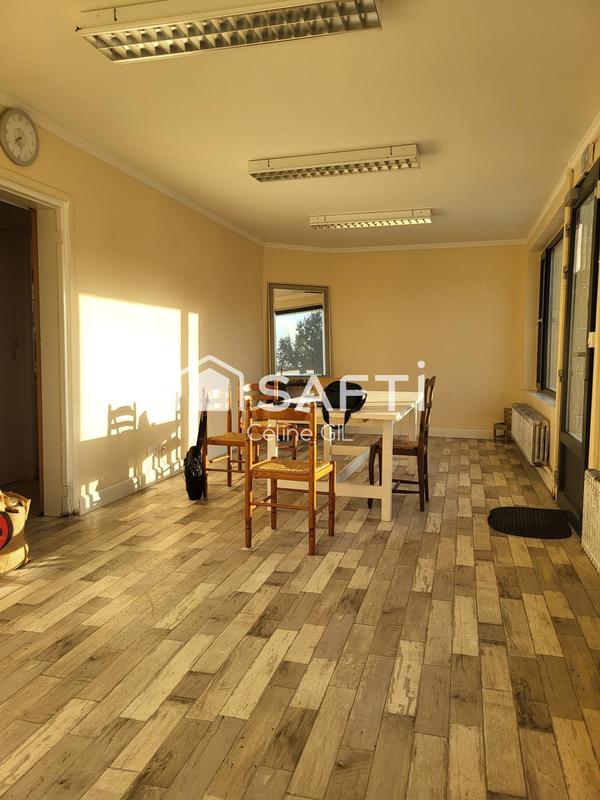 Maison - 200 m² - 6 pièces