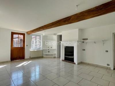 Maison traditionnelle - 115 m² - 4 pièces