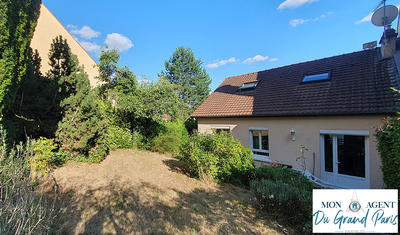 Maison - 101 m² - 5 pièces