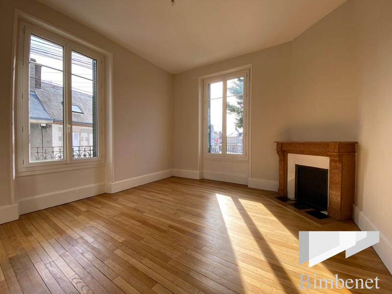 Maison ancienne - 141 m² - 7 pièces