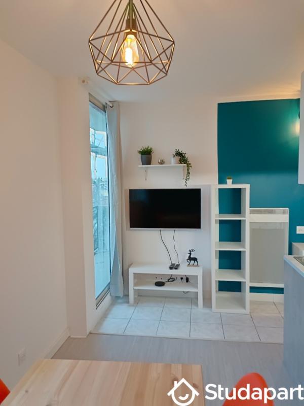 Chambre - 9 m² - 1 pièce