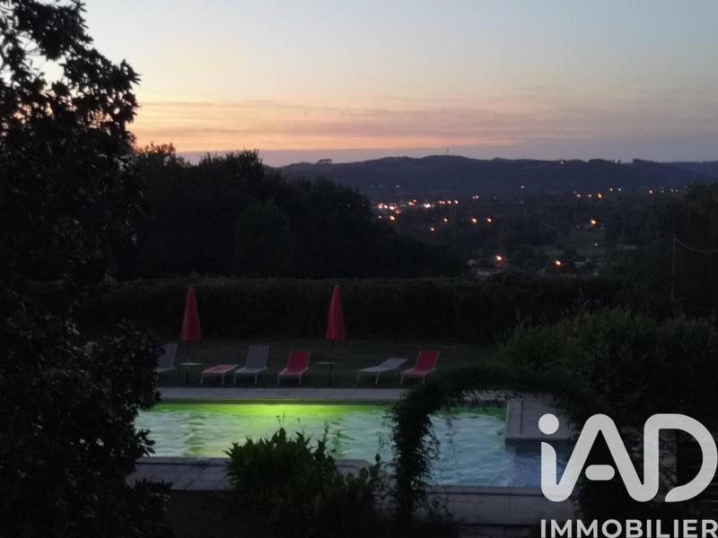 Ferme - 395 m² - 16 pièces