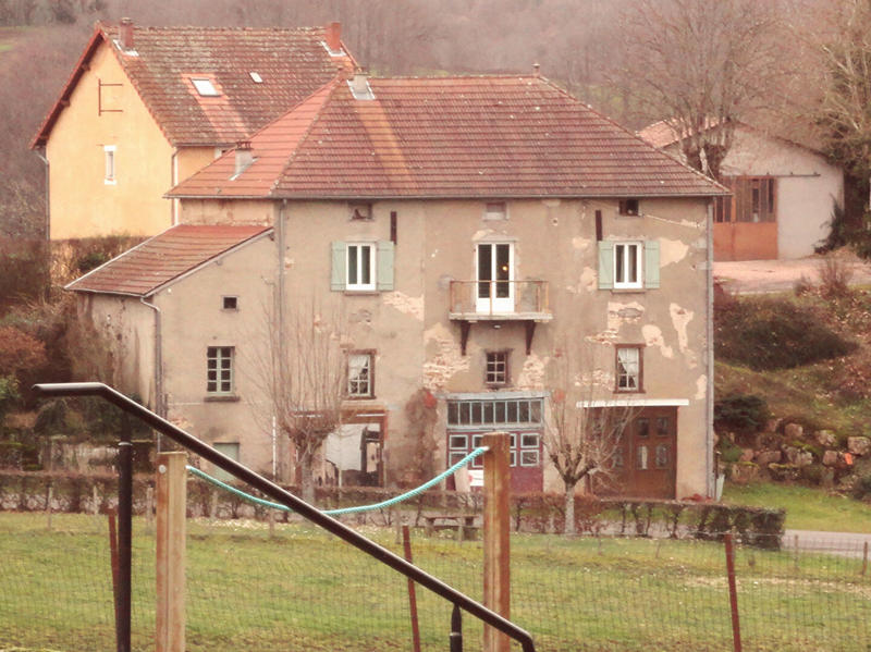 Maison - 250 m² - 7 pièces