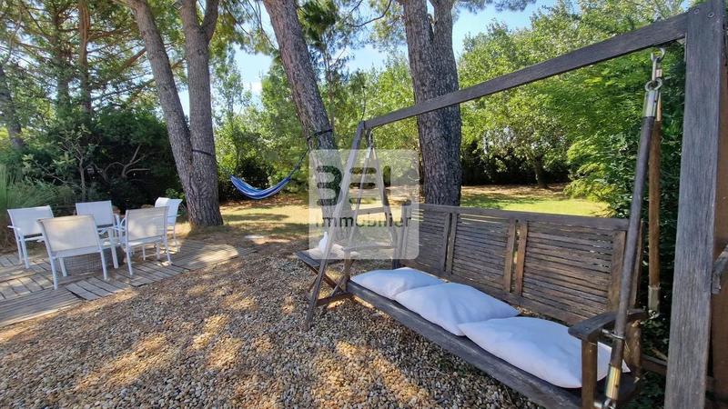 Villa - 255 m² - 8 pièces