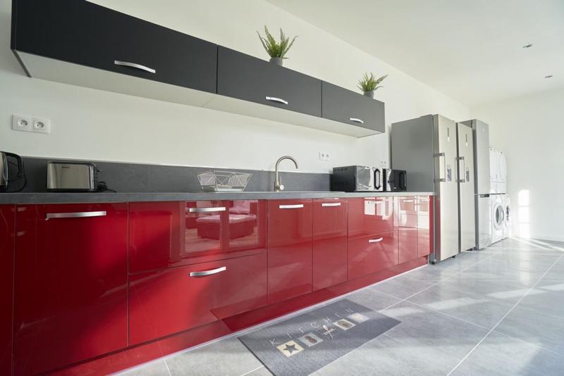 Maison - 233 m² - 11 pièces