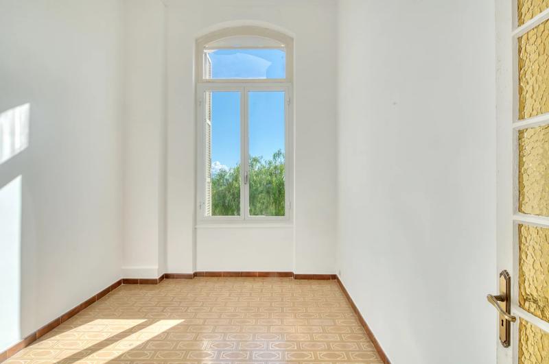 Appartement - 84 m² - 3 pièces