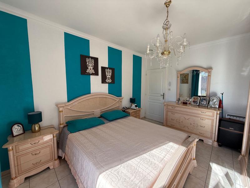 Maison - 102 m² - 4 pièces