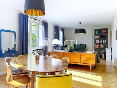 Appartement - 111 m² - 6 pièces