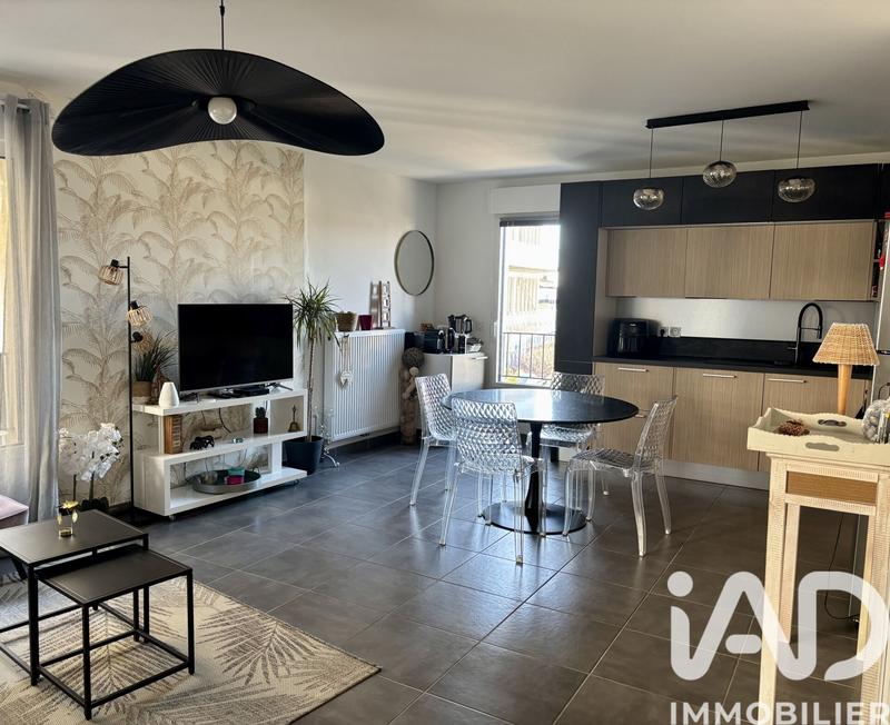 Appartement - 82 m² - 4 pièces