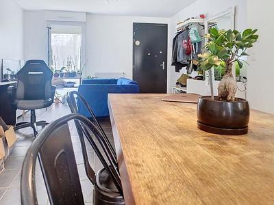 Maison - 83 m² - 5 pièces