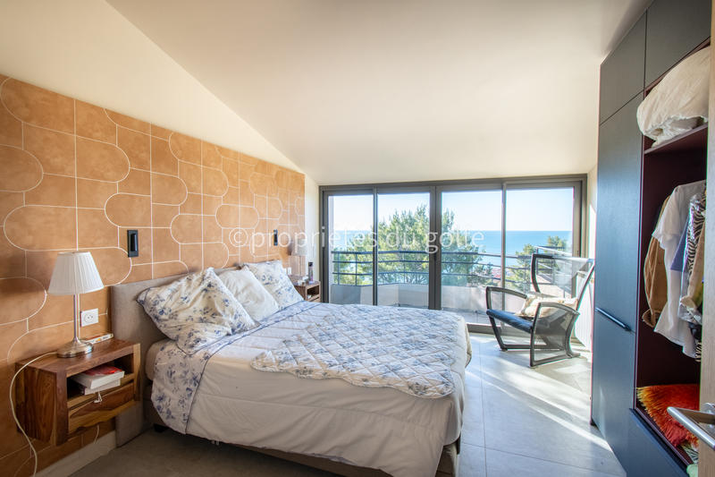 Maison - 210 m² - 5 pièces