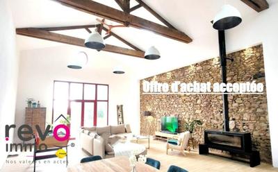 Maison - 290 m² - 5 pièces