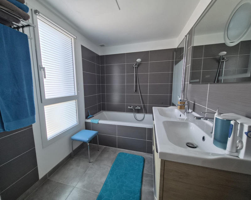 Maison contemporaine - 120 m² - 4 pièces