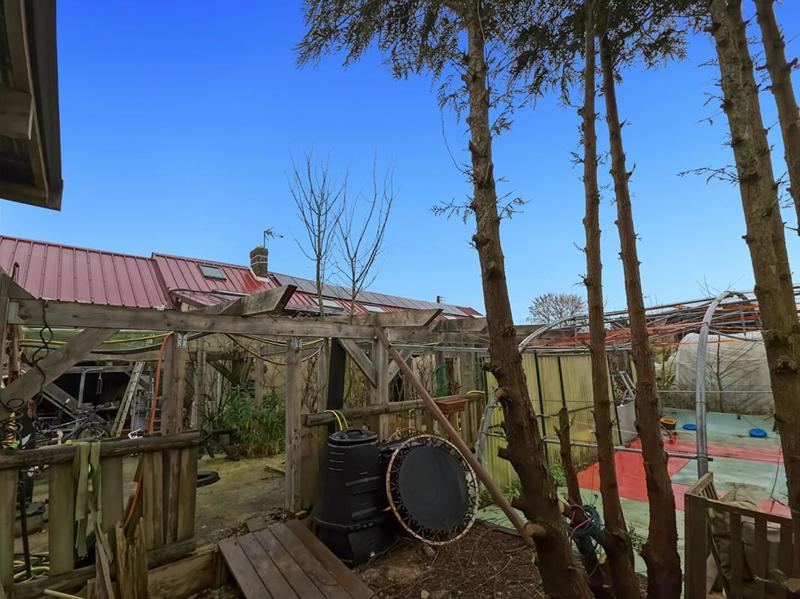 Maison - 184 m² - 7 pièces