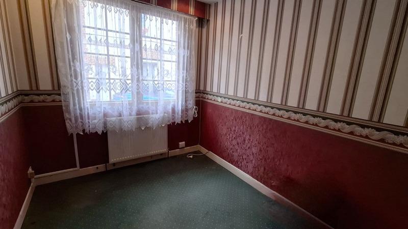 Maison - 96 m² - 5 pièces