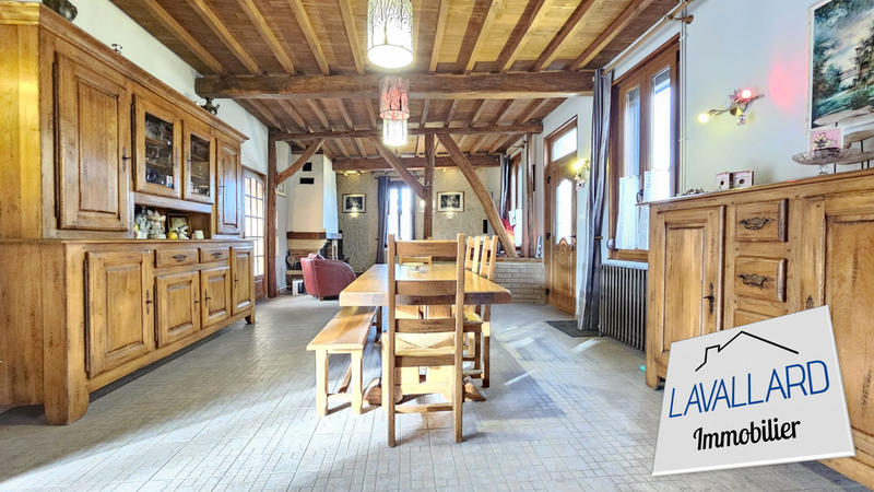 Maison ancienne - 350 m² - 6 pièces