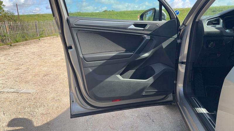 Volkswagen Tiguan II 2.0 Tdi 150 Dsg7 Carat - Automatique