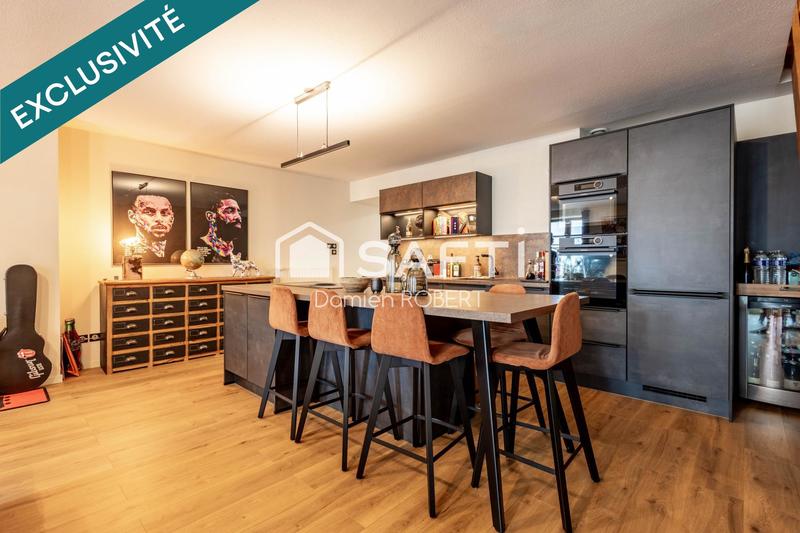 Appartement - 106 m² - 4 pièces