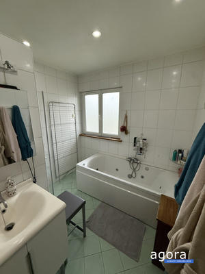 Maison - 98 m² - 5 pièces